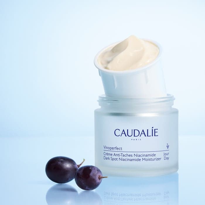 CAUDALIE drėkinamasis veido kremas pigmentuotai odai VINOPERFECT DARK SPOT NIACINAMIDE MOISTURIZER - papildymas, 50 ml-2
